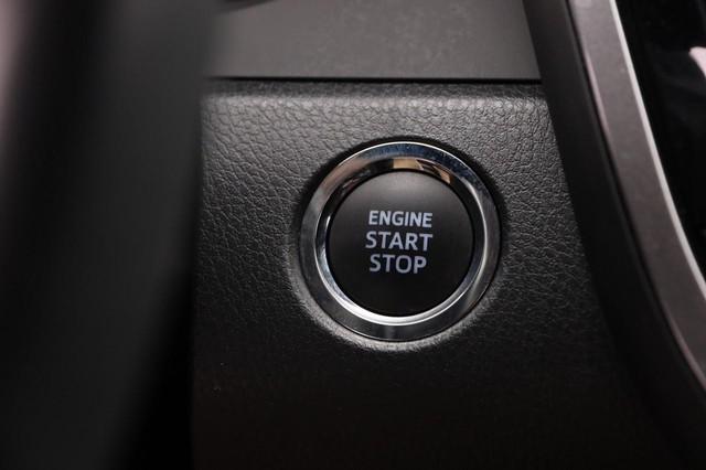 Toyota Camry Vehicle Image 14