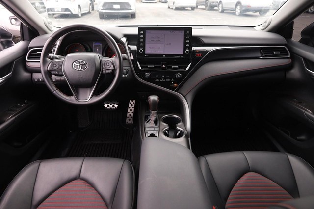Toyota Camry Vehicle Image 22