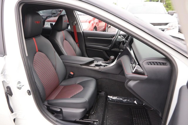 Toyota Camry Vehicle Image 27