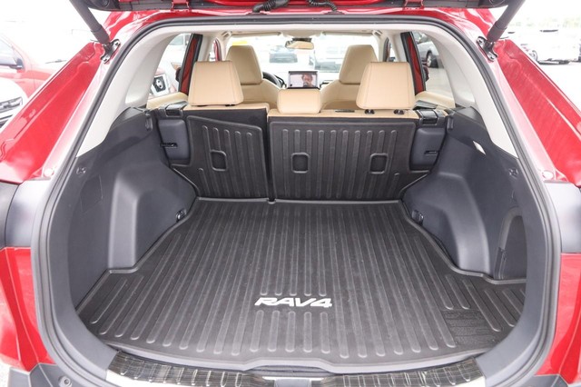 Toyota RAV4 Vehicle Image 07