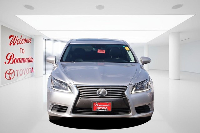 Lexus LS 460 Vehicle Image 04