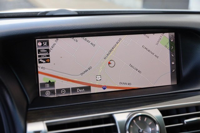 Lexus LS 460 Vehicle Image 15