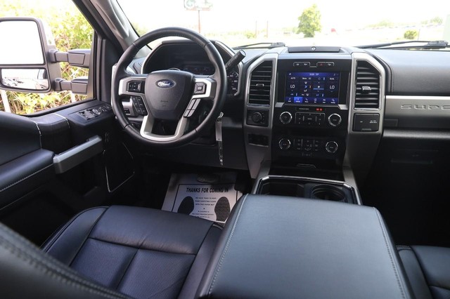 Ford Super Duty F-250 SRW Vehicle Image 23