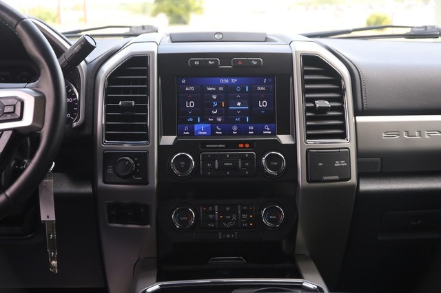 Ford Super Duty F-250 SRW Vehicle Image 25