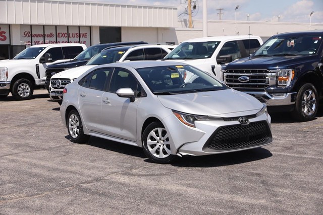 Toyota Corolla Vehicle Image 02
