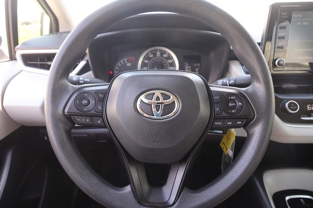 Toyota Corolla Vehicle Image 10