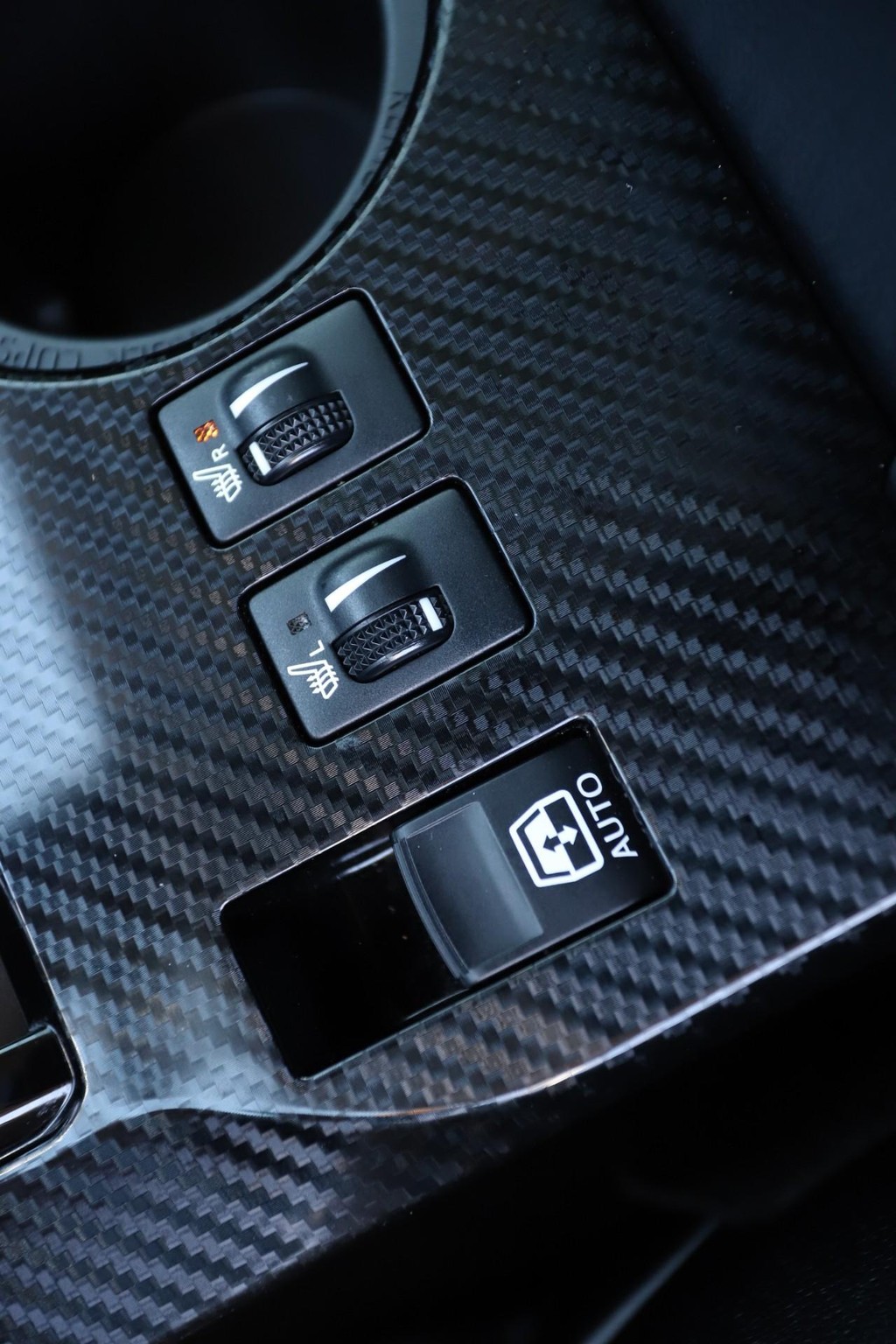 Toyota 4Runner Vehicle Full-screen Gallery Image 20