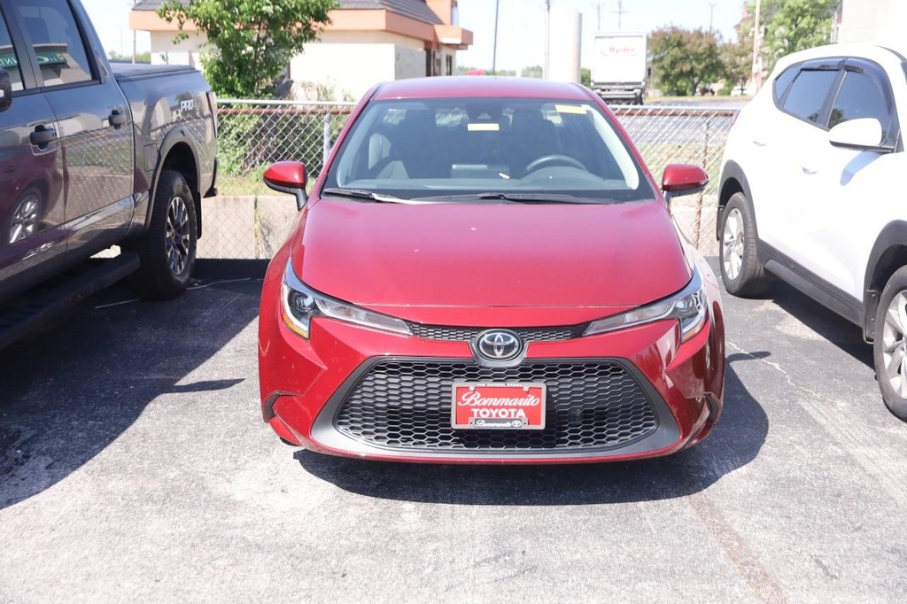 Toyota Corolla Vehicle Full-screen Gallery Image 3