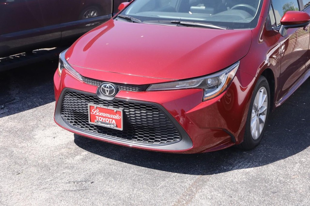 Toyota Corolla Vehicle Full-screen Gallery Image 5
