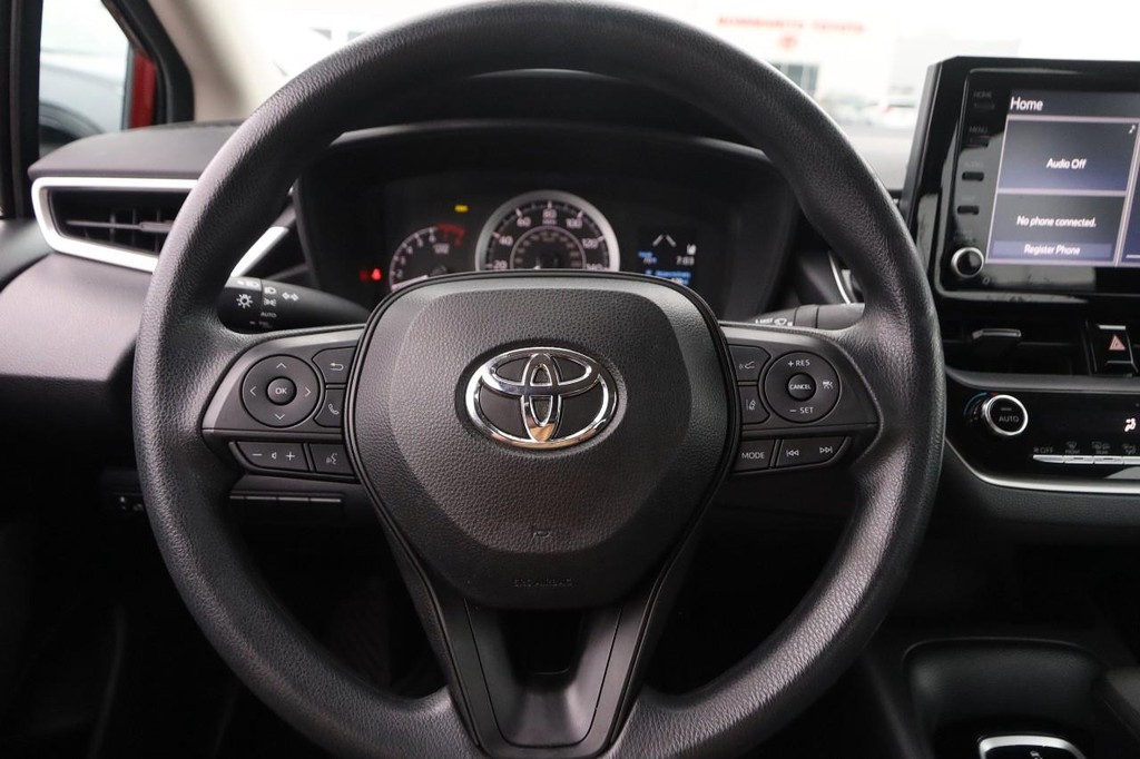 Toyota Corolla Vehicle Full-screen Gallery Image 10