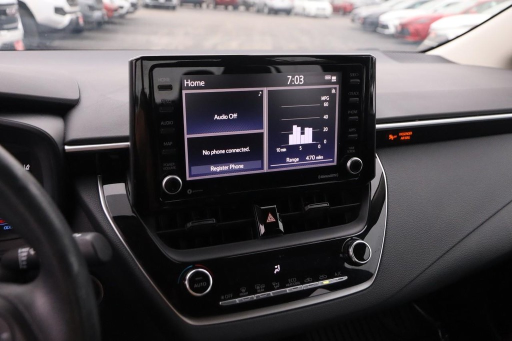 Toyota Corolla Vehicle Full-screen Gallery Image 14