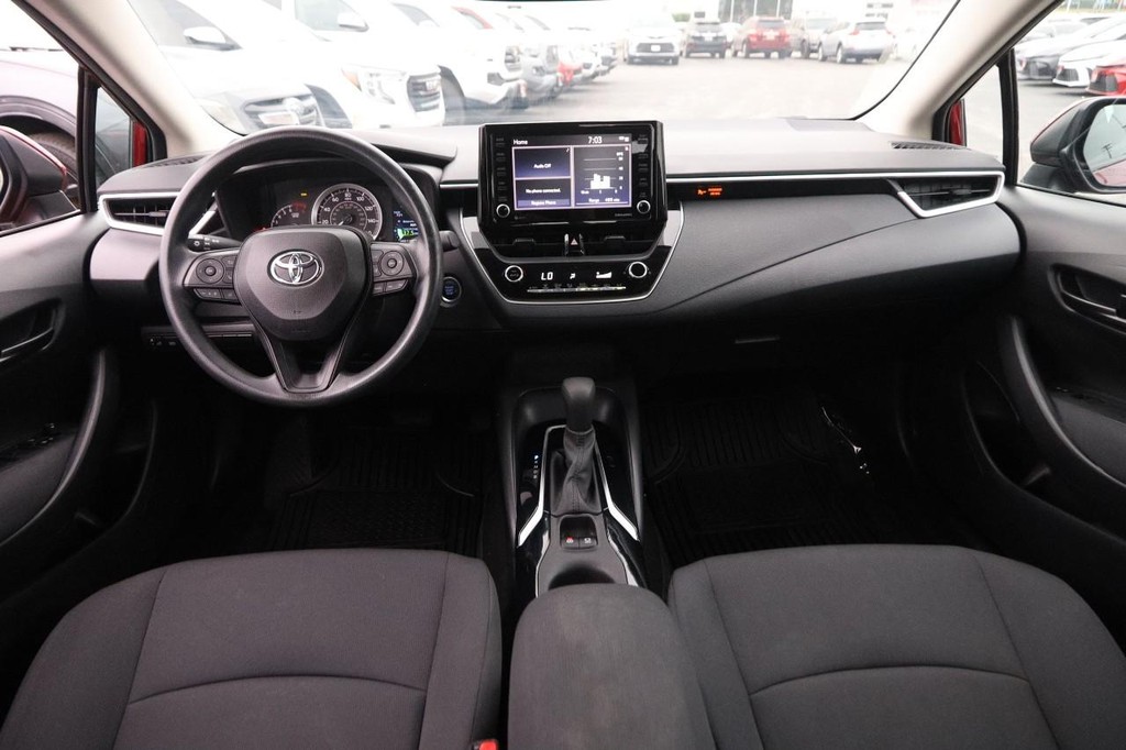 Toyota Corolla Vehicle Full-screen Gallery Image 20