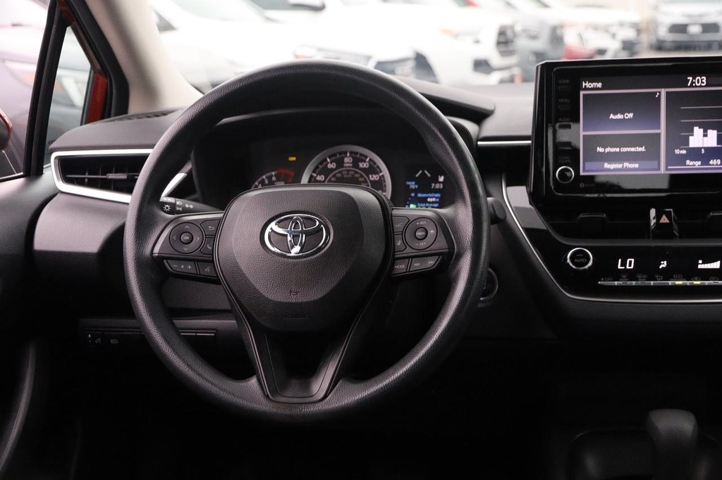 Toyota Corolla Vehicle Full-screen Gallery Image 22