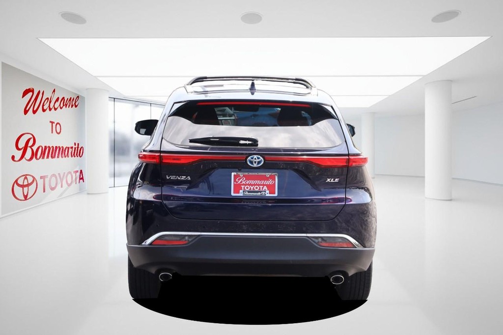 Toyota Venza Vehicle Full-screen Gallery Image 6