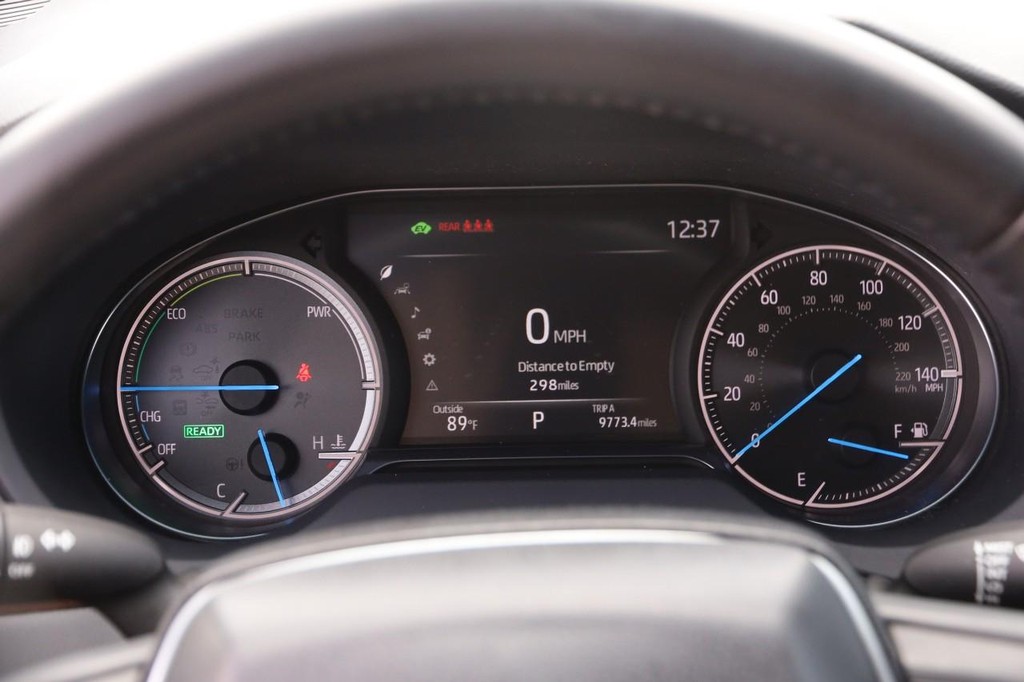 Toyota Venza Vehicle Full-screen Gallery Image 14