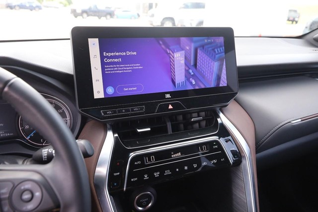 Toyota Venza Vehicle Image 16