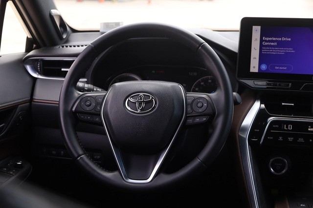 Toyota Venza Vehicle Image 25