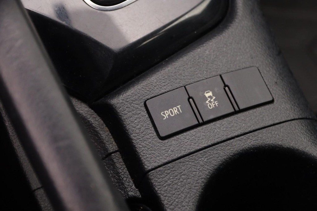 Scion iM Vehicle Full-screen Gallery Image 18