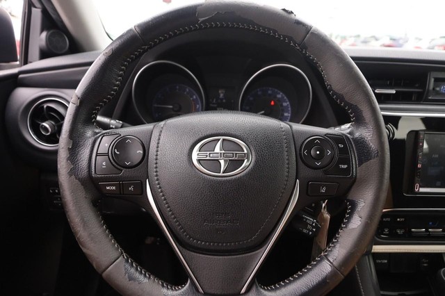 Scion iM Vehicle Image 10