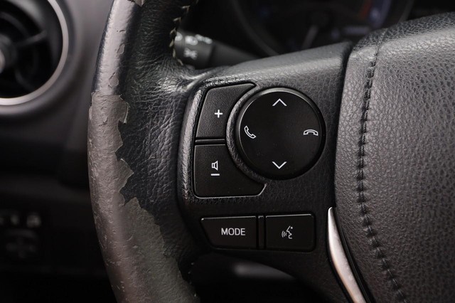 Scion iM Vehicle Image 11
