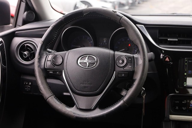 Scion iM Vehicle Image 21
