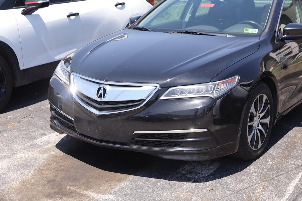 Acura TLX Vehicle Full-screen Gallery Image 05