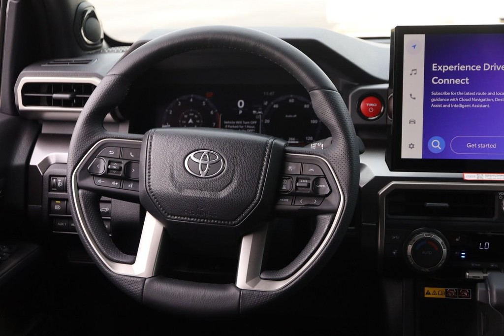 Toyota 4Runner Vehicle Full-screen Gallery Image 28
