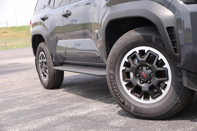 Toyota 4Runner Vehicle Image 03