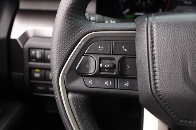 Toyota 4Runner Vehicle Image 13