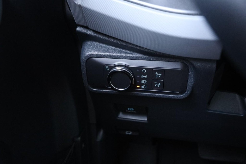 Ford Bronco Vehicle Full-screen Gallery Image 19