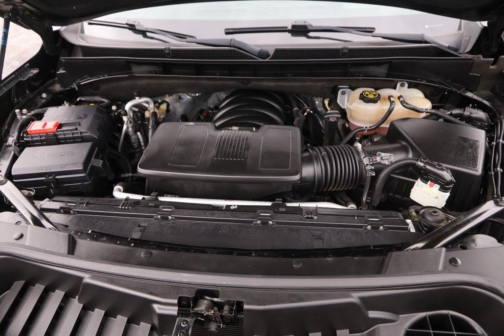 GMC Yukon Vehicle Full-screen Gallery Image 31