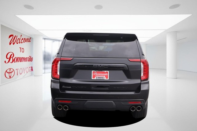 GMC Yukon Vehicle Image 06