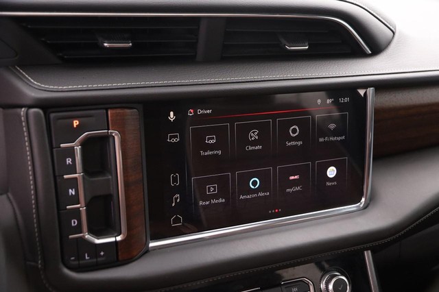 GMC Yukon Vehicle Image 20