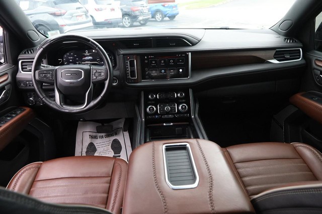 GMC Yukon Vehicle Image 24