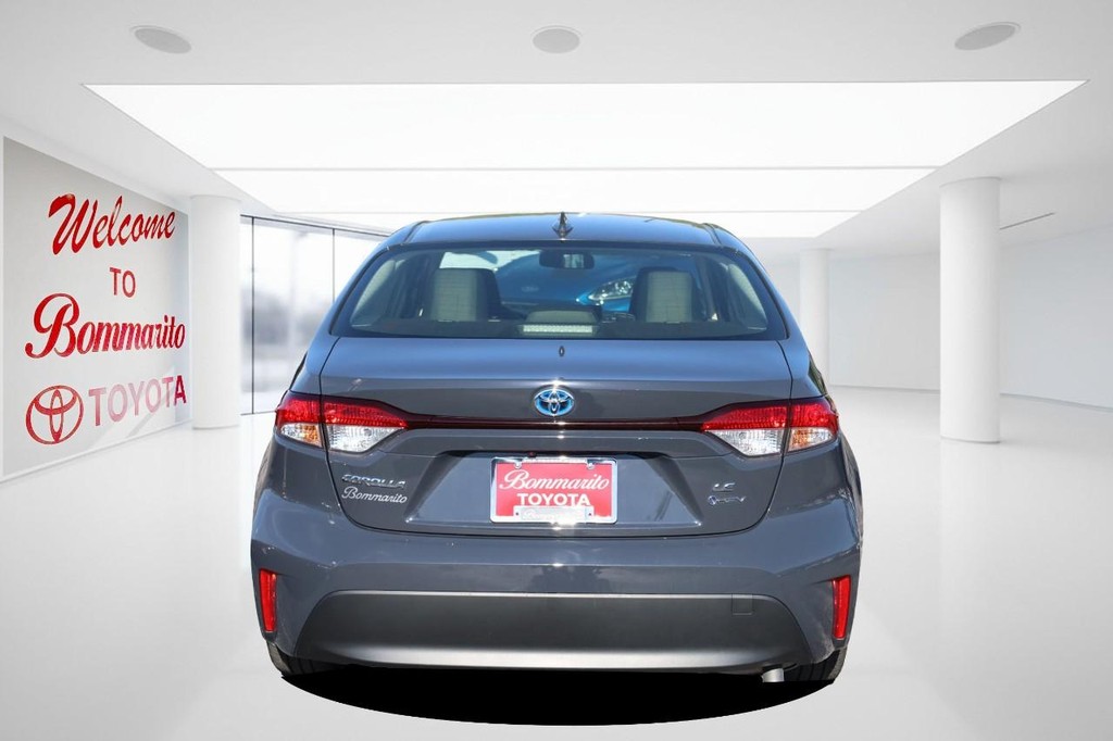 Toyota Corolla Vehicle Full-screen Gallery Image 6