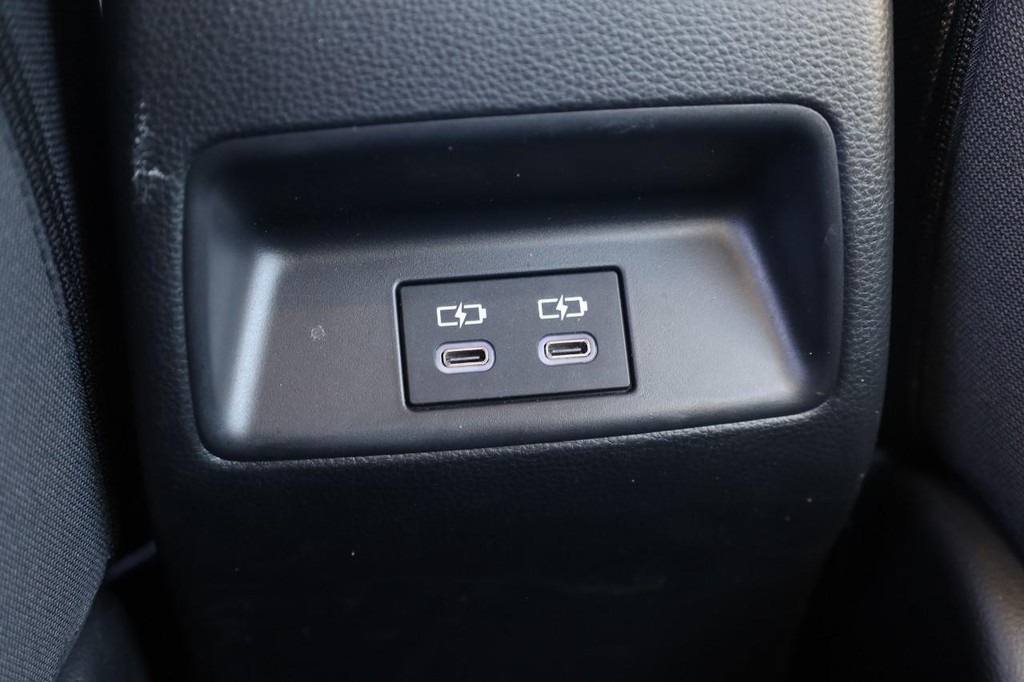 Toyota Corolla Vehicle Full-screen Gallery Image 20
