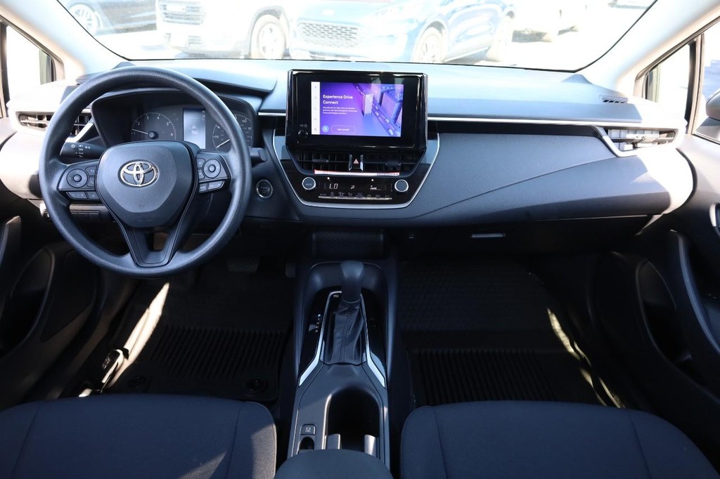 Toyota Corolla Vehicle Full-screen Gallery Image 21