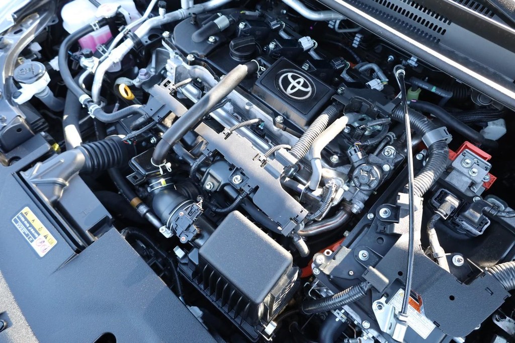 Toyota Corolla Vehicle Full-screen Gallery Image 24