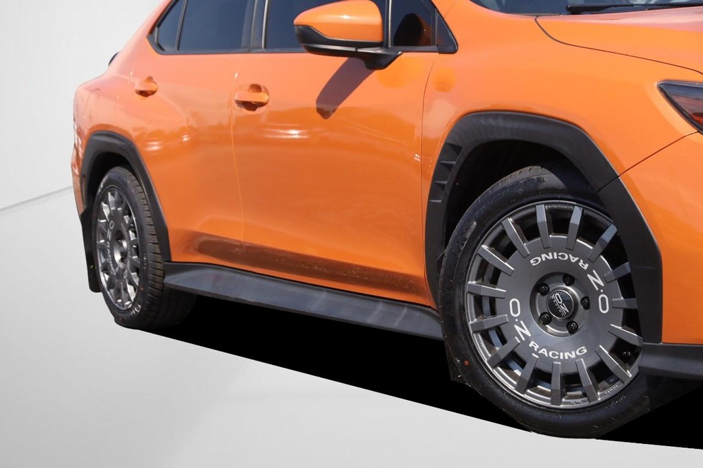 Subaru WRX Vehicle Full-screen Gallery Image 3