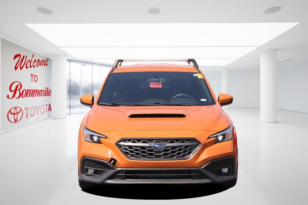 Subaru WRX Vehicle Full-screen Gallery Image 4