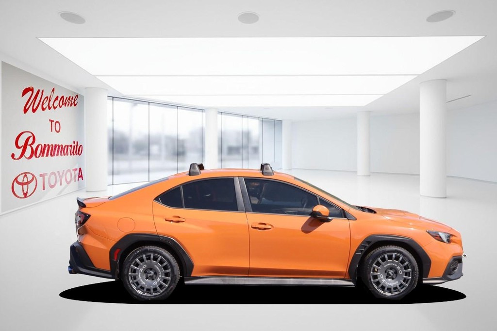 Subaru WRX Vehicle Full-screen Gallery Image 5