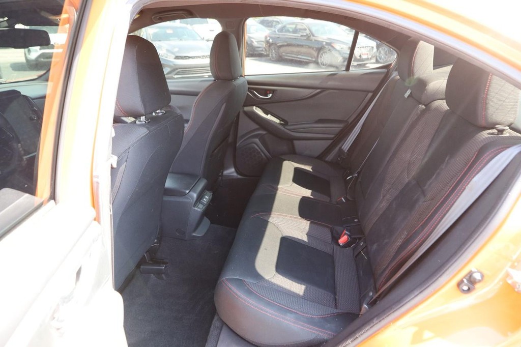 Subaru WRX Vehicle Full-screen Gallery Image 9