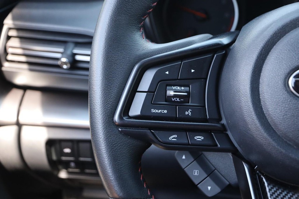 Subaru WRX Vehicle Full-screen Gallery Image 11