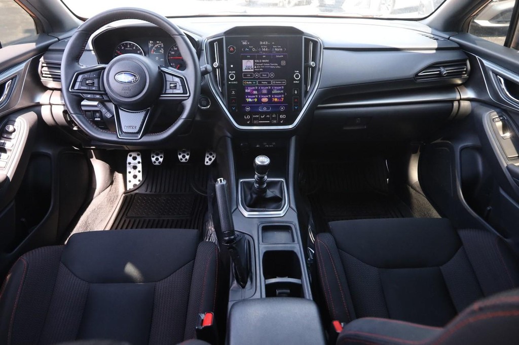 Subaru WRX Vehicle Full-screen Gallery Image 20