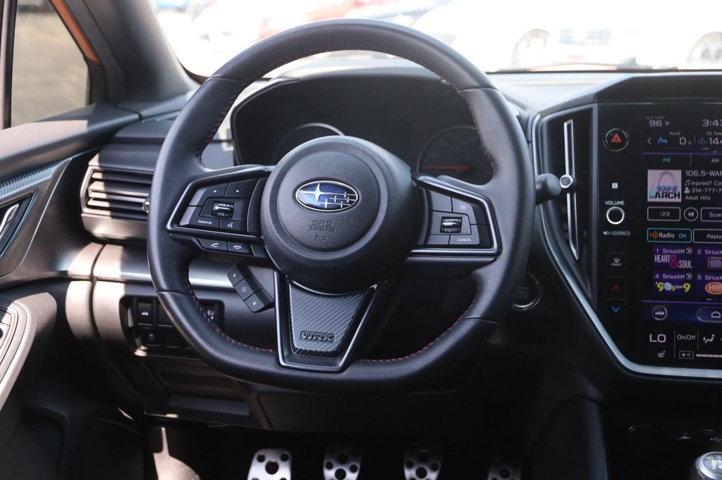 Subaru WRX Vehicle Full-screen Gallery Image 22