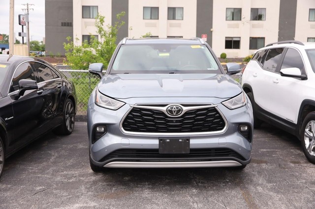 Toyota Highlander Vehicle Image 03