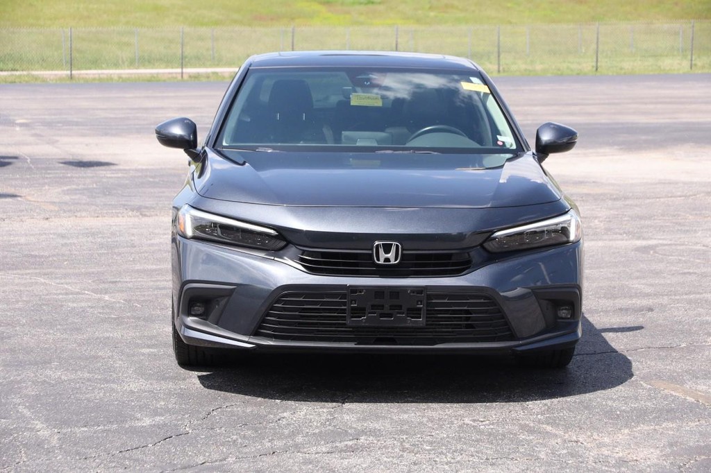 Honda Civic Sedan Vehicle Full-screen Gallery Image 4
