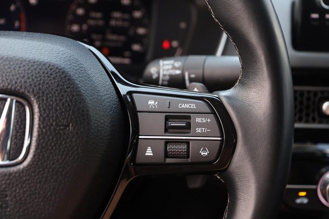 Honda Civic Sedan Vehicle Image 11