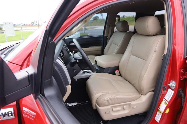 Toyota Tundra 4WD Truck Vehicle Image 07