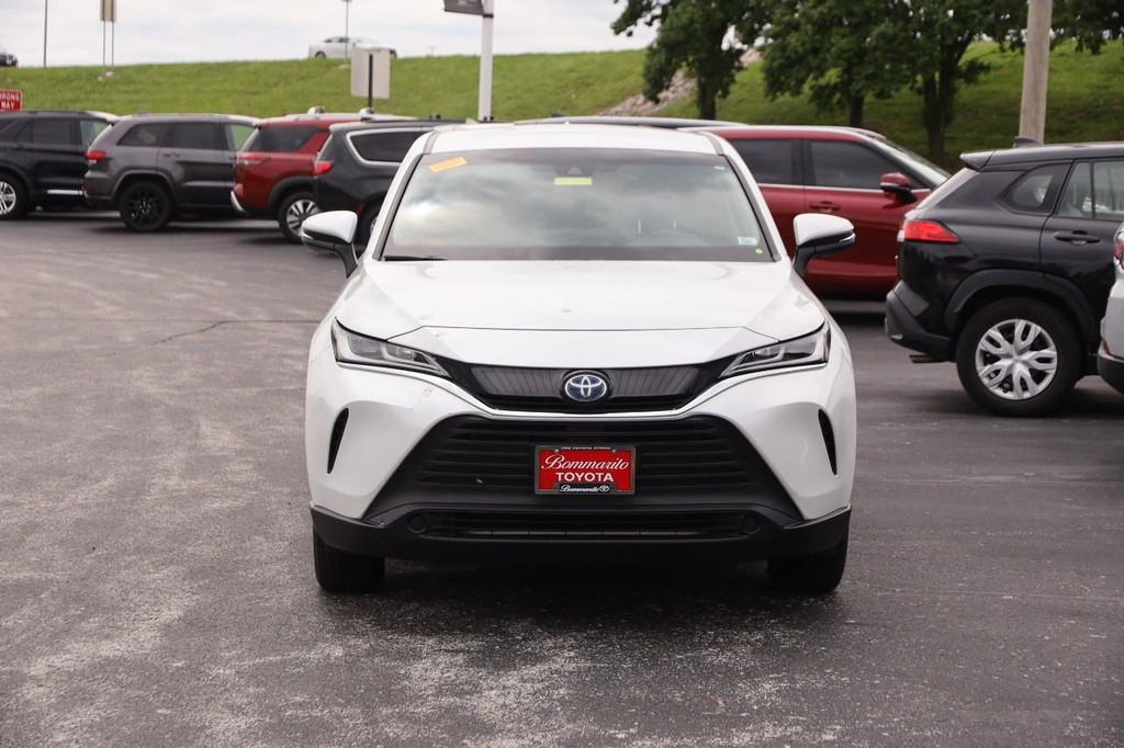 Toyota Venza Vehicle Full-screen Gallery Image 4